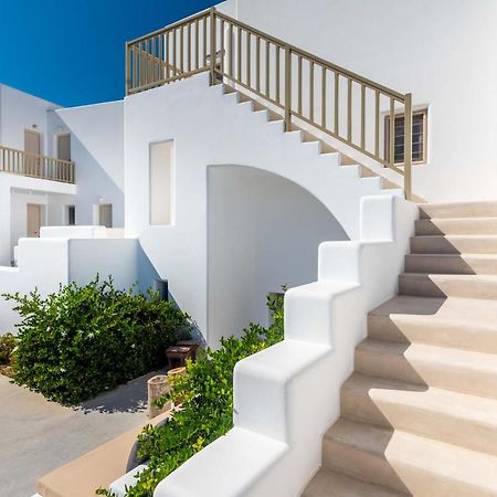 Milia Gi Suites Pollonia Bagian luar foto