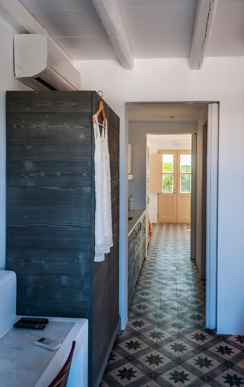 Milia Gi Suites Pollonia Ruang foto