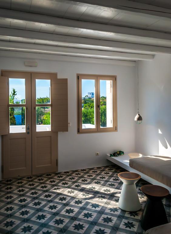 Milia Gi Suites Pollonia Ruang foto