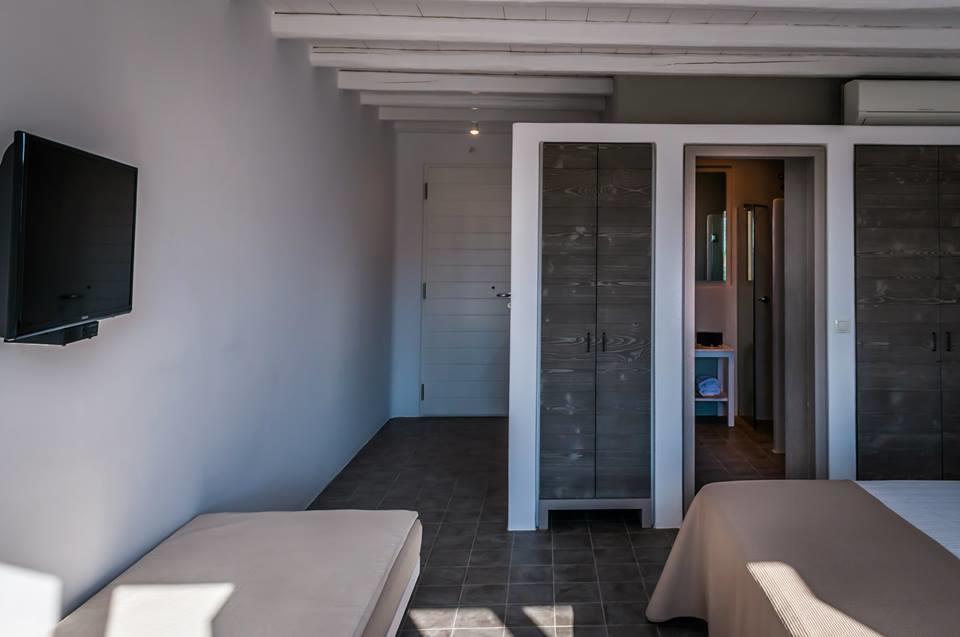 Milia Gi Suites Pollonia Bagian luar foto