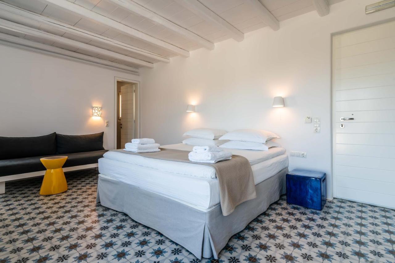 Milia Gi Suites Pollonia Bagian luar foto