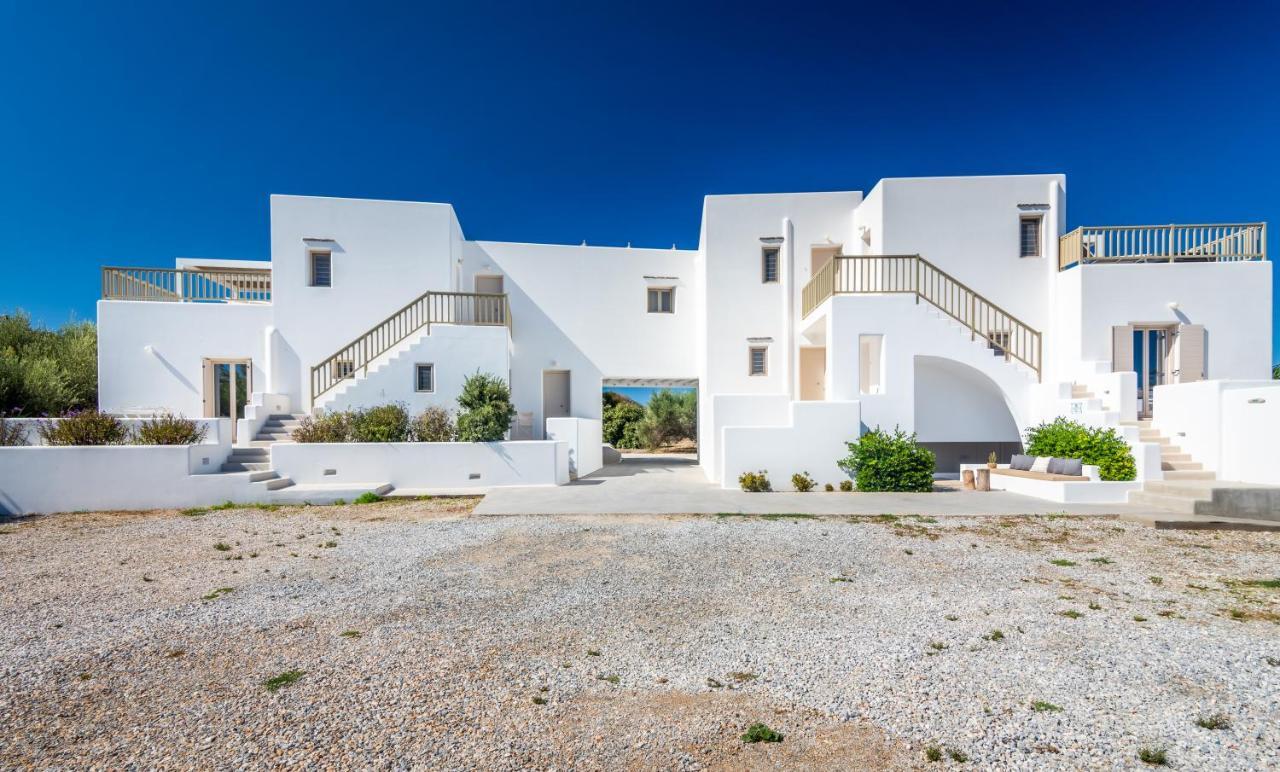 Milia Gi Suites Pollonia Bagian luar foto