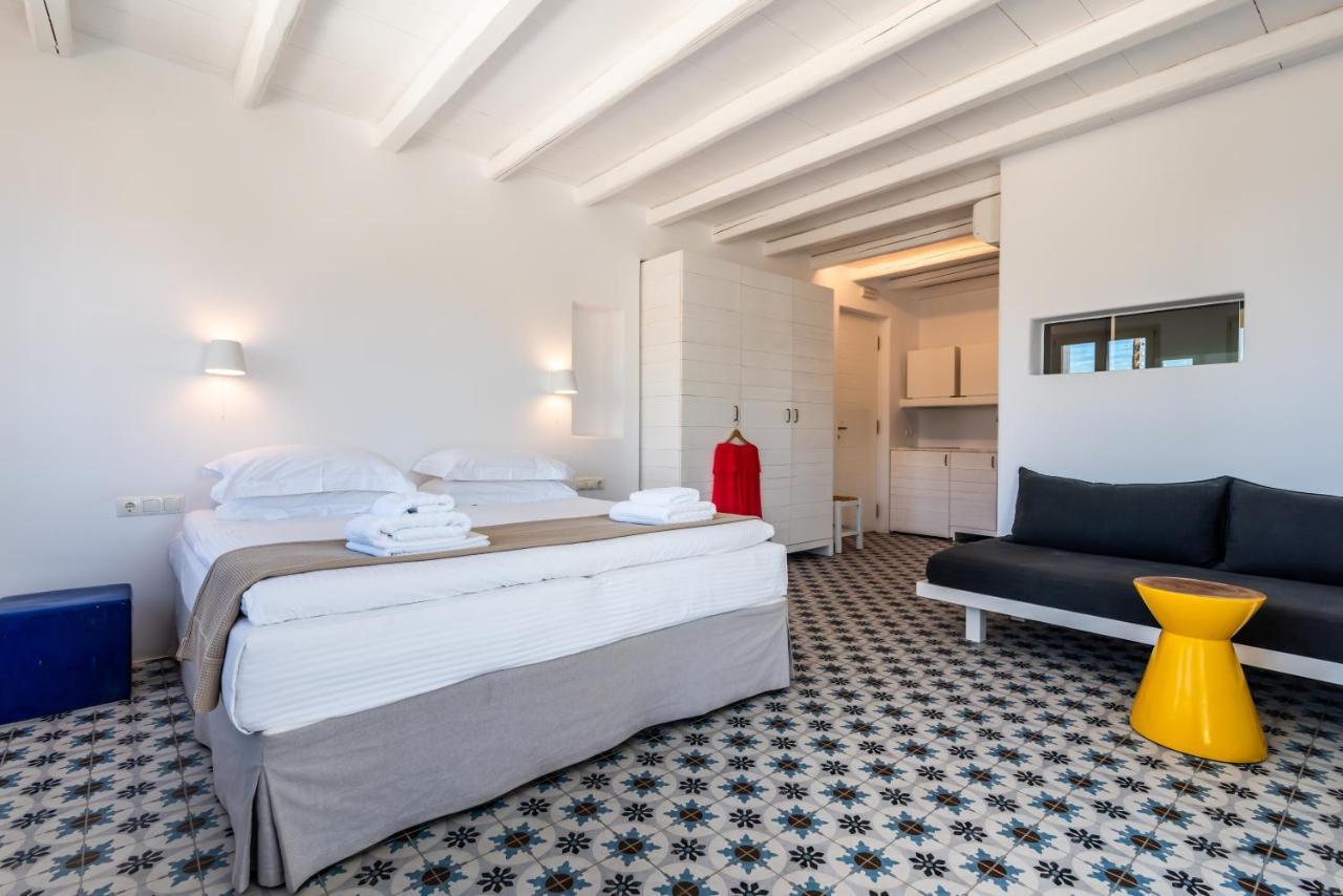 Milia Gi Suites Pollonia Bagian luar foto